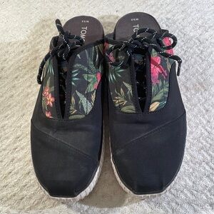 TOMS Cordones Indio Tropical Floral Sided Slip Ons Size 9 1/2